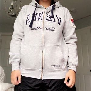 Size L hoodie/jacket